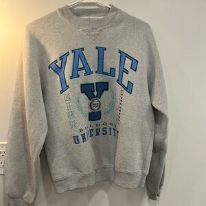 Medium Vintage Yale Crewneck